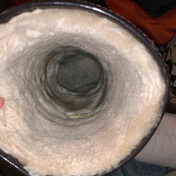 Authentic Coach fur boots - Picture 7 of 8